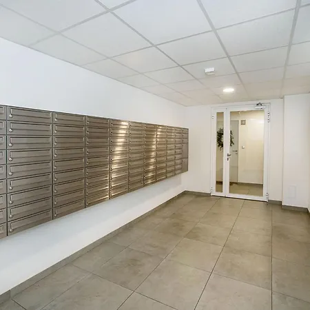 Host Stefanowskiego Apartment