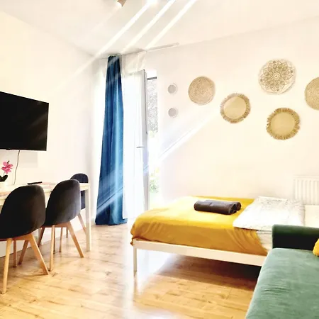 Apartment Host Stefanowskiego